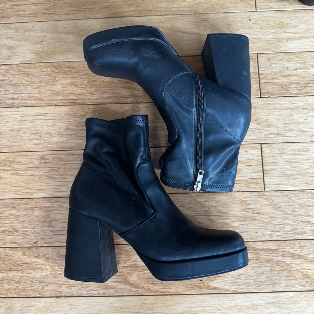 Black Platform Ankle Boots – Square Toe Chunky Heel Y2K Boots